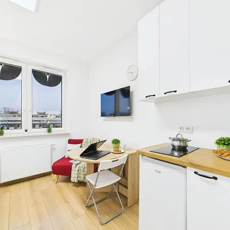 Budget-friendly Praga By Renters ワルシャワ